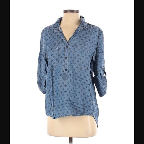 Nordstrom Velvet Heart Top M Chambray Button Printed Tencel Sustainable Summer - Picture 3 of 9
